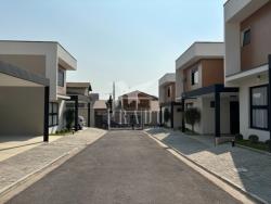 Sobrado para Venda em Atibaia - 4