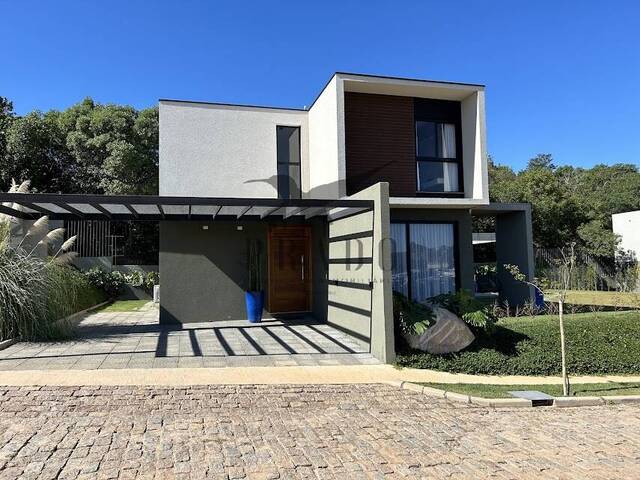 Casa para Venda em Atibaia - 2