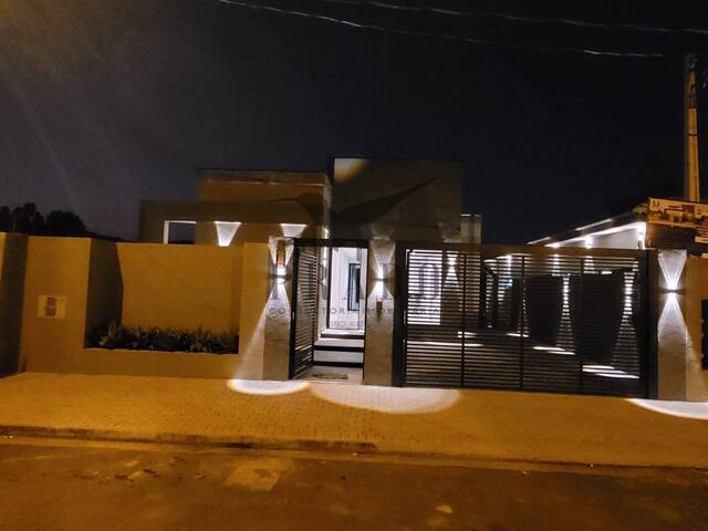 #657 - Casa para Venda em Atibaia - SP