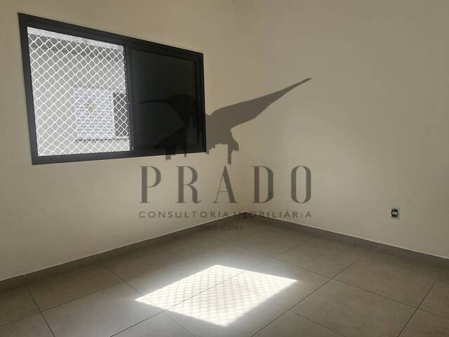 #697 - Casa para Venda em Atibaia - SP