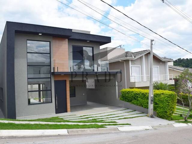 Casa para Venda em Atibaia - 2
