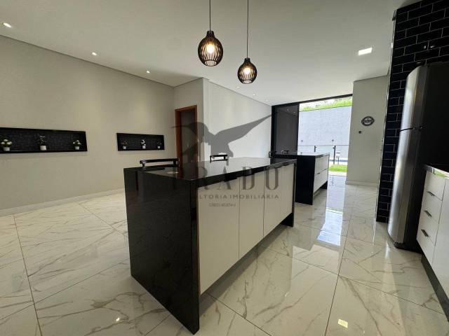 Casa para Venda em Atibaia - 3