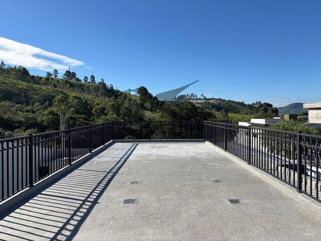 Casa para Venda em Atibaia - 4