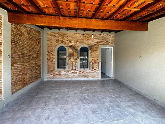 #739 - Casa para Venda em Atibaia - SP
