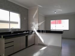 Casa para Venda em Atibaia - 4