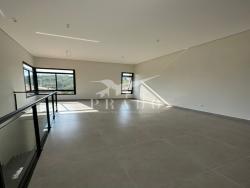 Sobrado para Venda em Atibaia - 4