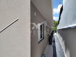 Casa para Venda em Atibaia - 4