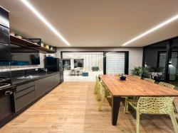 Sobrado para Venda em Atibaia - 5